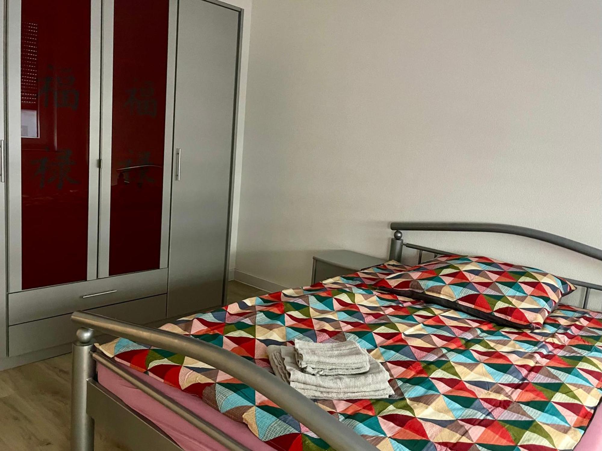 Neu Goldstadt Wunderschoenes 2 Zimmer Apartament Schloessle Zentrum Pforzheim Exteriör bild