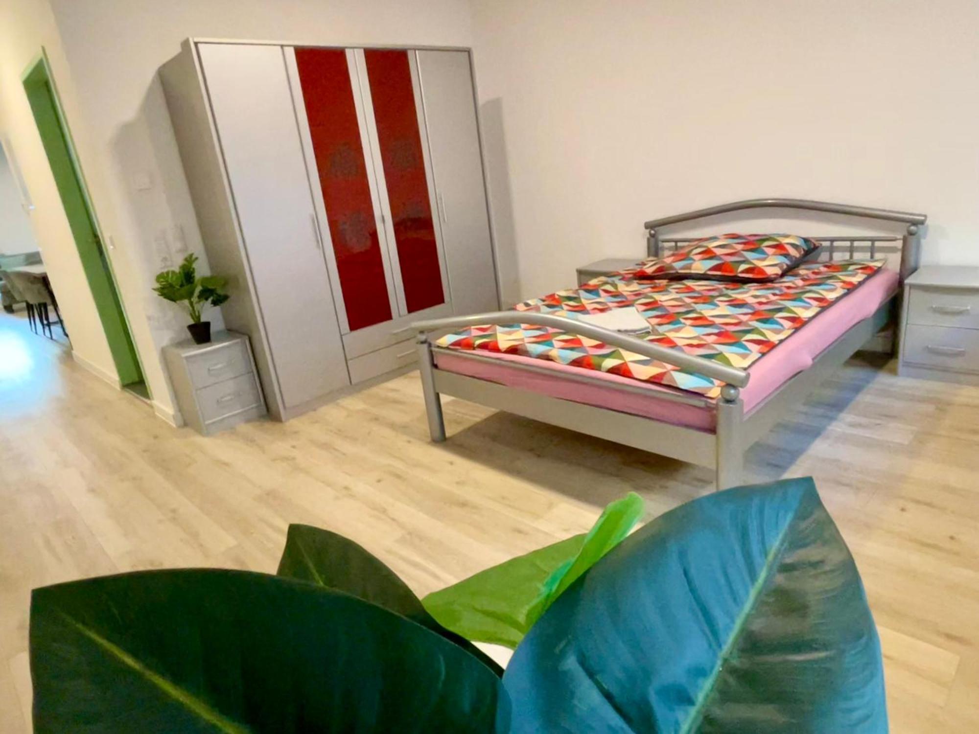 Neu Goldstadt Wunderschoenes 2 Zimmer Apartament Schloessle Zentrum Pforzheim Exteriör bild