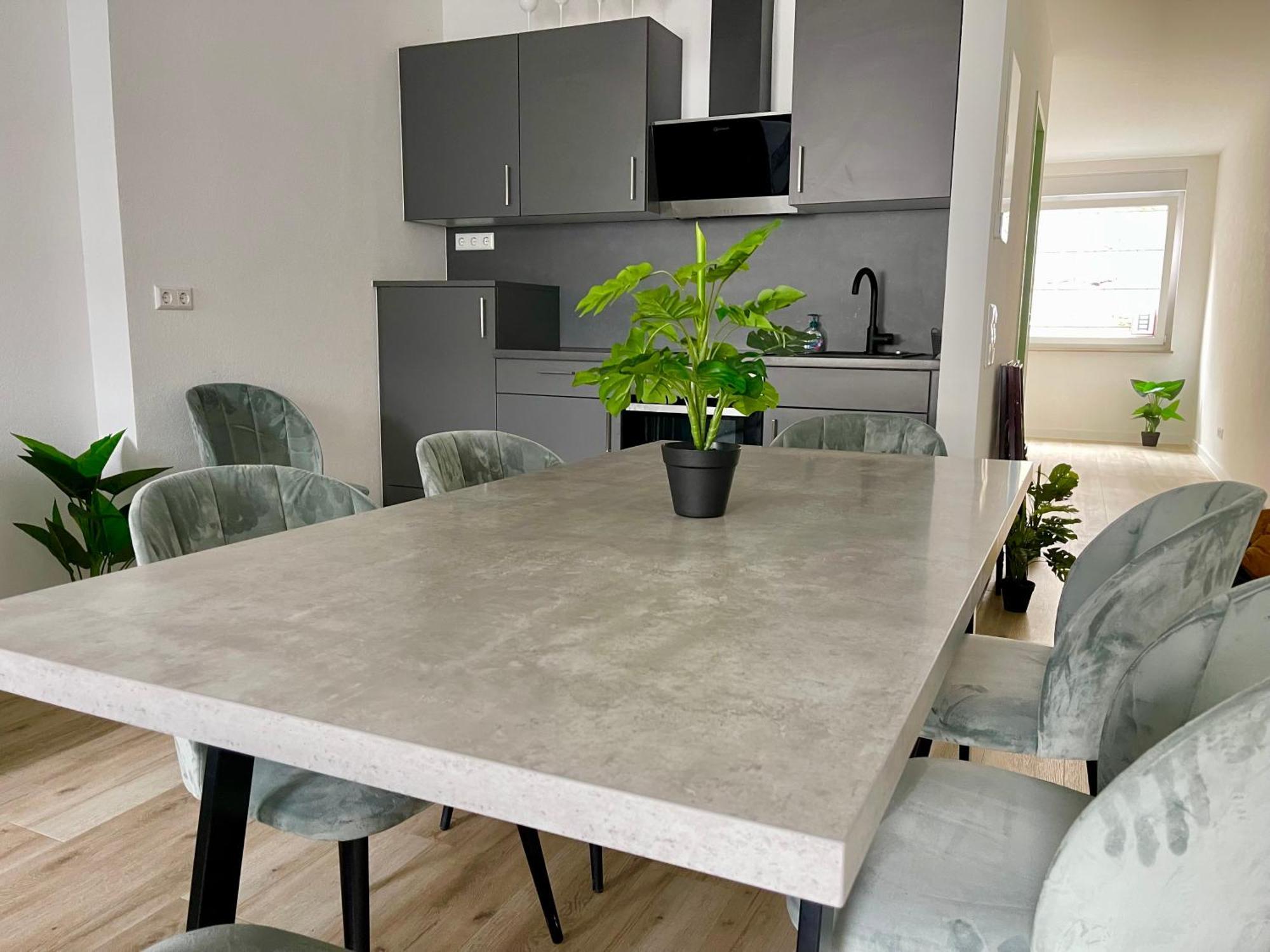 Neu Goldstadt Wunderschoenes 2 Zimmer Apartament Schloessle Zentrum Pforzheim Exteriör bild
