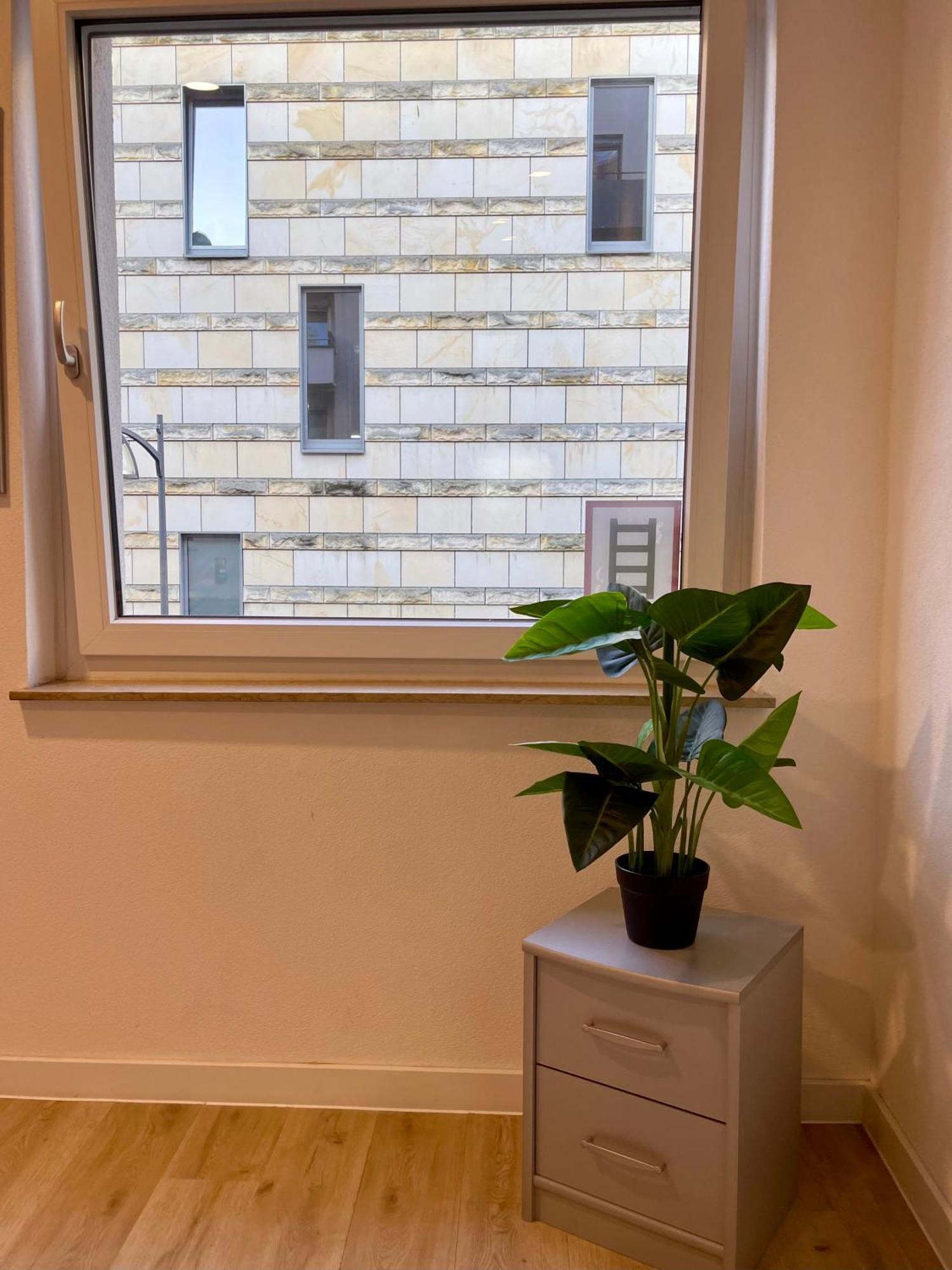 Neu Goldstadt Wunderschoenes 2 Zimmer Apartament Schloessle Zentrum Pforzheim Exteriör bild
