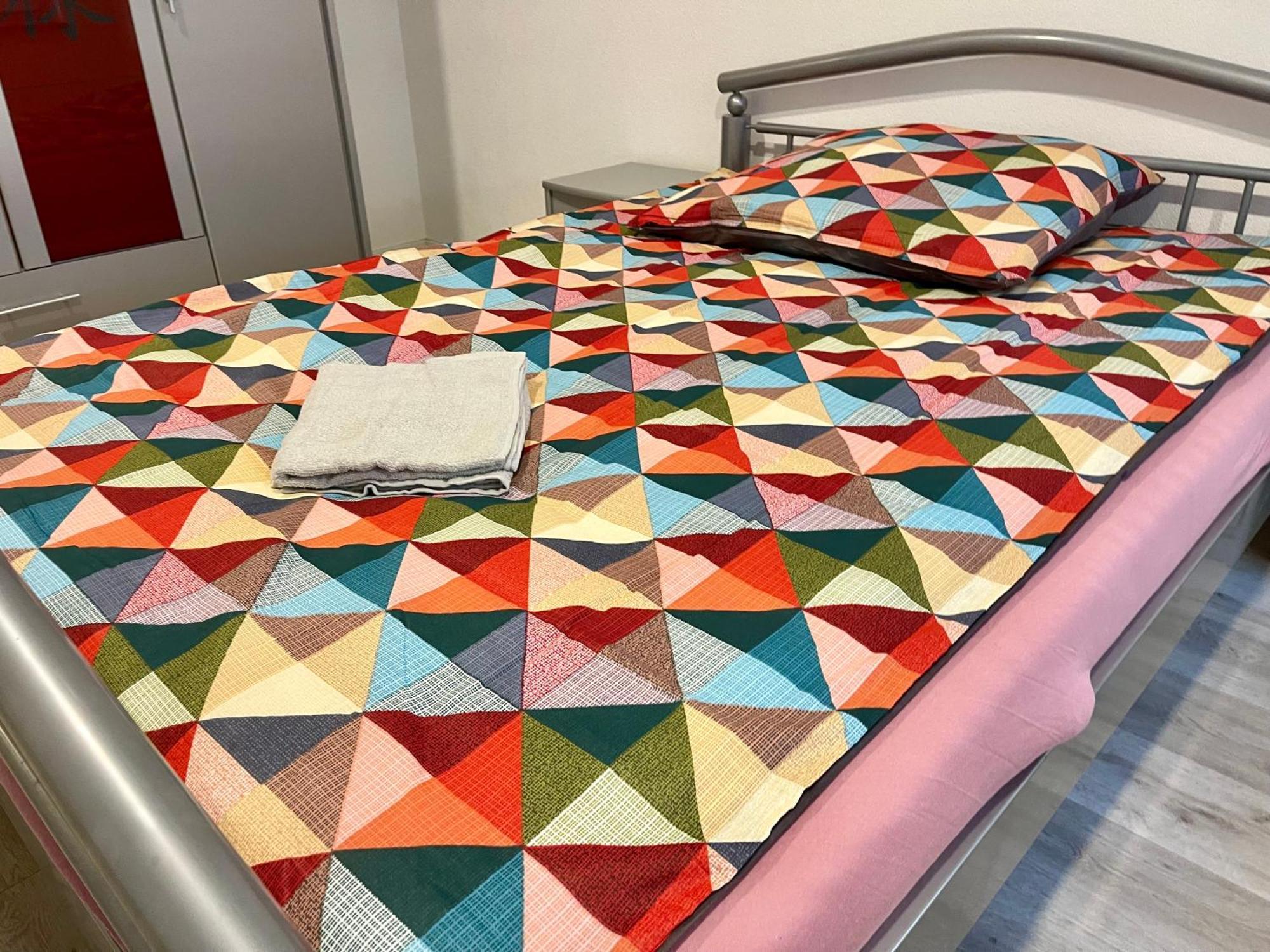 Neu Goldstadt Wunderschoenes 2 Zimmer Apartament Schloessle Zentrum Pforzheim Exteriör bild