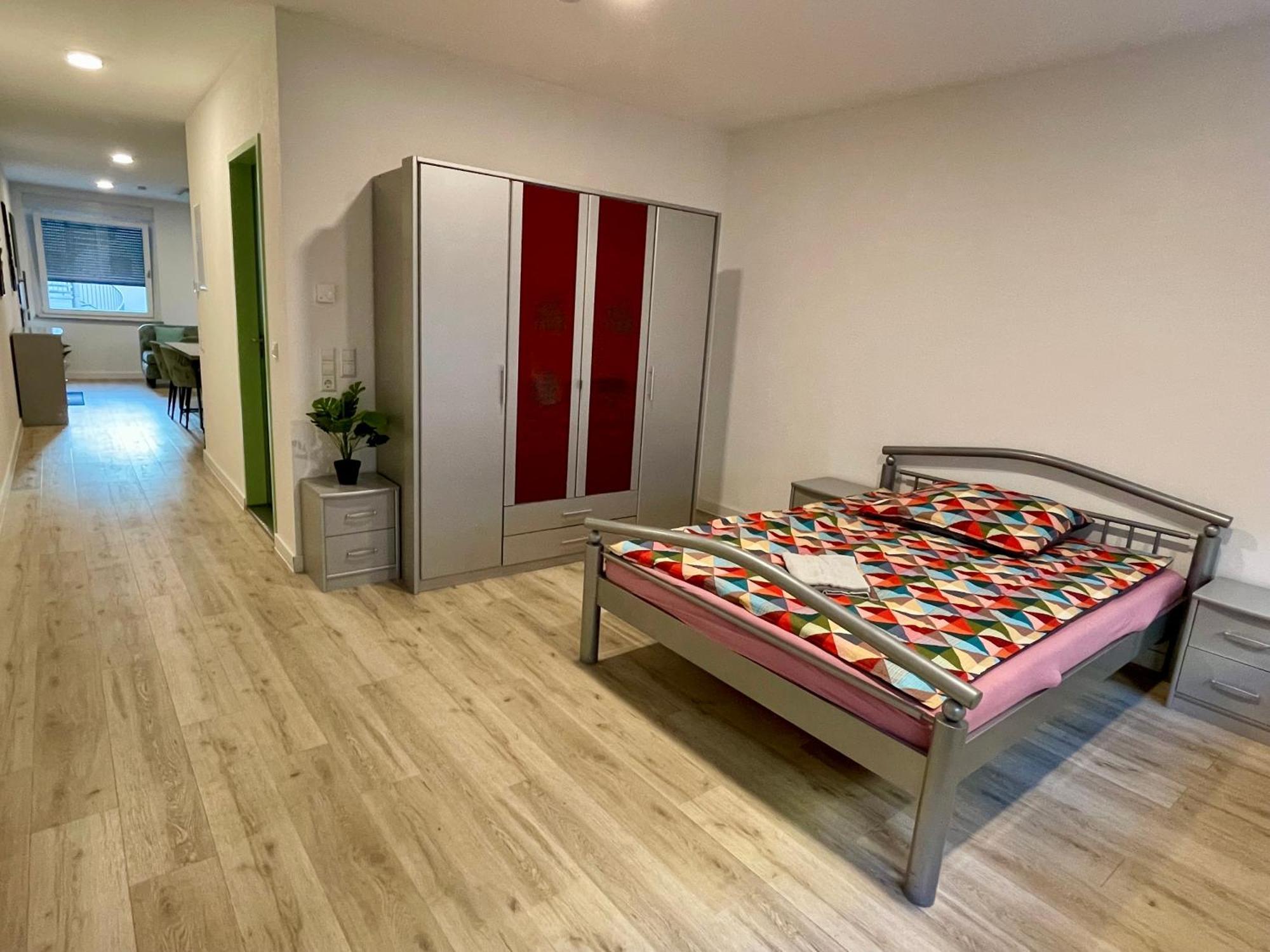 Neu Goldstadt Wunderschoenes 2 Zimmer Apartament Schloessle Zentrum Pforzheim Exteriör bild